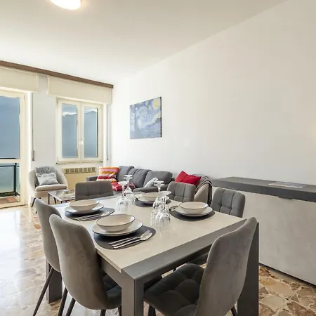 Апартаменты Balcony View By Interhome Ловере